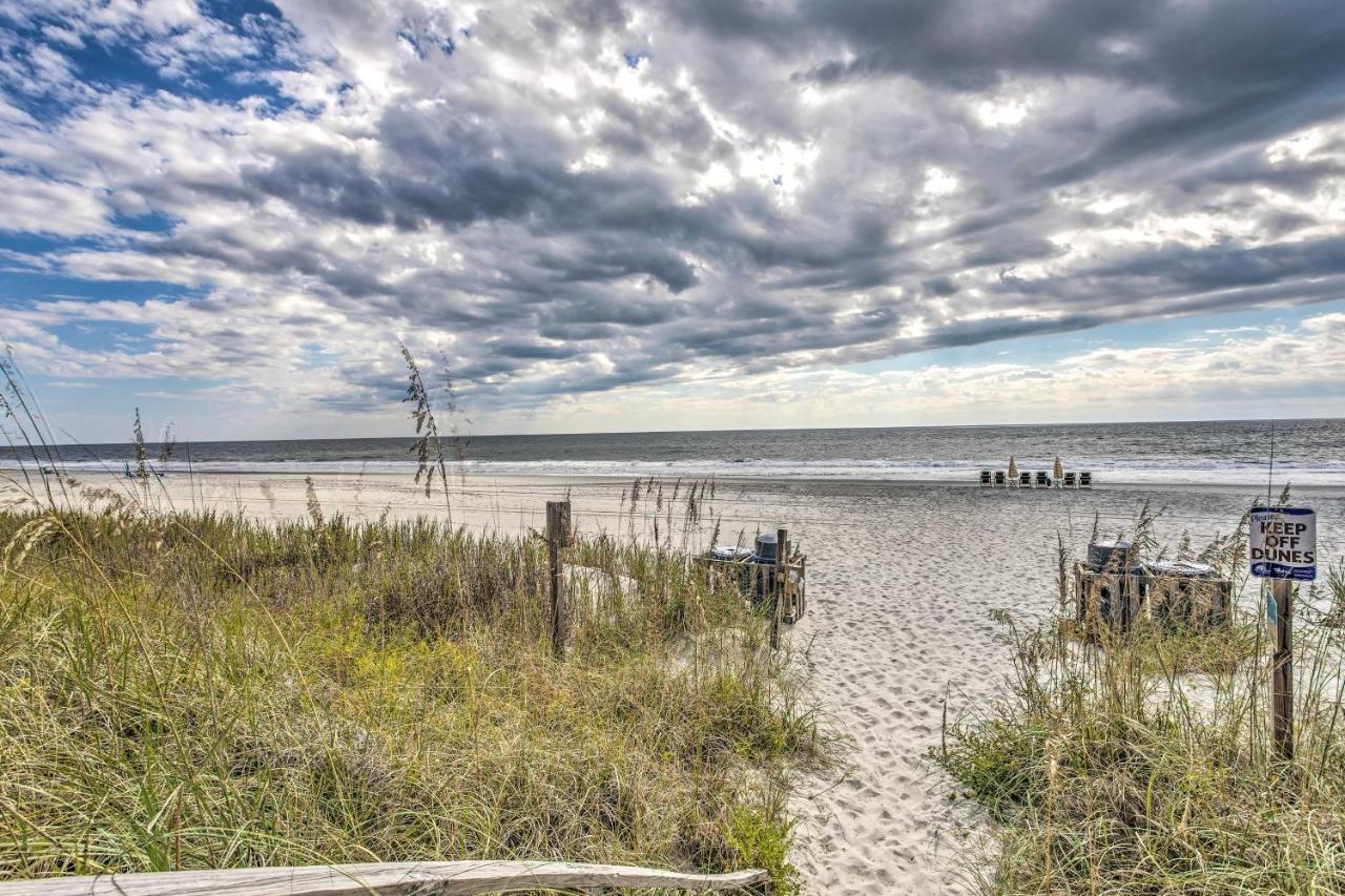 Surfside Beach Escape With Pool - Walk To Ocean! Myrtle Beach Exteriör bild