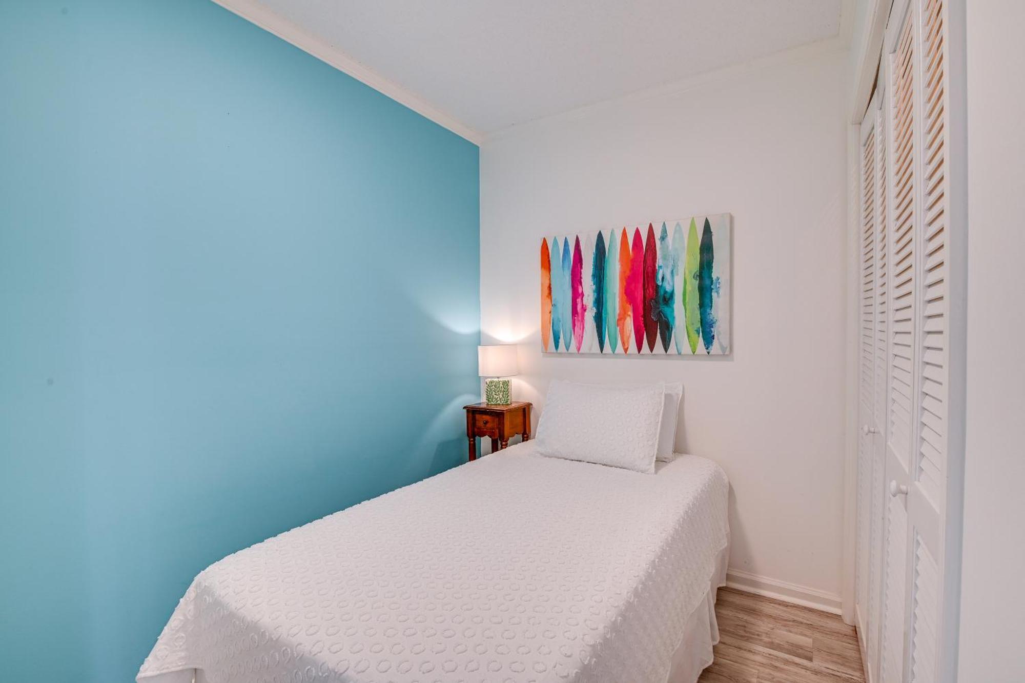 Surfside Beach Escape With Pool - Walk To Ocean! Myrtle Beach Exteriör bild